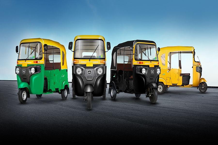 Let’s Discuss Bajaj Compact RE Variants In Detail