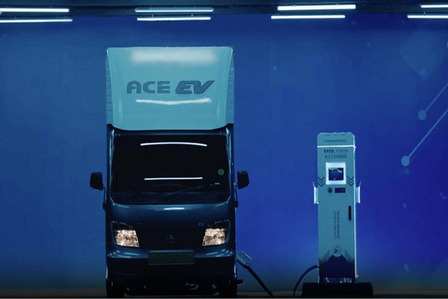 Tata ACE EV- कीमत/ प्राइस फिचर्स और माइलेज सहित अन्य जानकारी