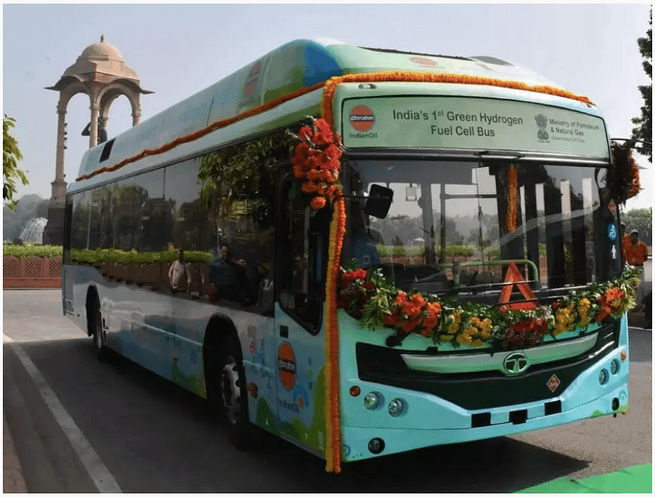 IndianOil unveils India's first green hydrogen-run bus that emits just water