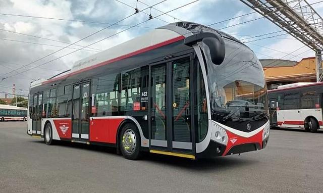 The 132-seater electric bus project for Nagpur will help reduce pollution